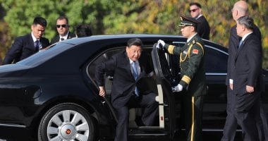 رئيس الصين يواصل زيارته لليونان بلقاء كبار المسئولين