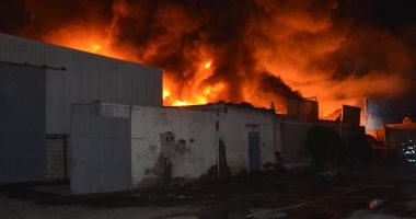 حريق ب7 محلات ببيجام بشبرا الخيمة