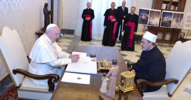 شيخ الأزهر وبابا الفاتيكان: ماضون قدمًا لتعزيز التعاون وتحقيق الإخاء الإنساني 