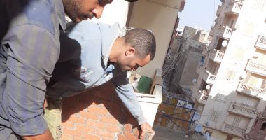 صور .. التصدى لـ 5 حالات بناء مخالف فى 3 أحياء بالإسكندرية   