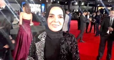 منى عبد الغنى عن ظهورها بالحجاب فى مهرجان القاهرة: ماليش دعوة بحد .. فيديو