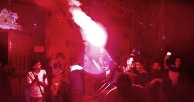 صور.. احتفالات بالشماريخ فى شوارع الإسكندرية بفوز المنتخب الأولمبى