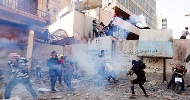 صور.. اشتباكات وأعمال عنف فى مظاهرات العراق ببغداد