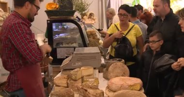 افتتاح مهرجان الجبن فى إيطاليا بمشاركة أكثر من ألف نوع.. صور