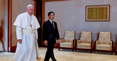 إمبراطور اليابان يستقبل البابا فرنسيس فى طوكيو