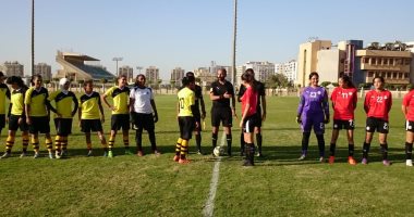 منتخب الكرة النسائية يواجه الجزائر بدورة شمال افريقيا 