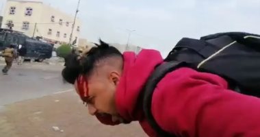 شاهد..لحظة إصابة مصور عراقى خلال تغطيته  التظاهرات جنوب البلاد