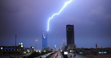السعودية نيوز | 
                                            طقس الخليج.. انخفاض ملموس فى الحرارة وسقوط أمطار بالسعودية والامارات
                                        