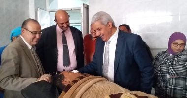صور.. نائب رئيس جامعة الأزهر للوجه القبلى يتفقد المستشفى الجامعى بأسيوط