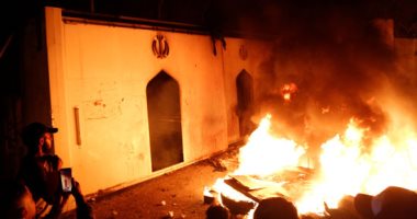 حرق مقر القنصلية الإيرانية فى النجف وطهران تحمل حكومة العراق المسئولية