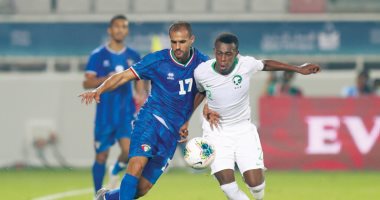بدر المطوع يقود هجوم الكويت ضد عمان في كأس الخليج