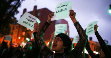 مئات النساء يشاركن فى الإضراب الوطنى بكولومبيا ضد الرئيس دوكى