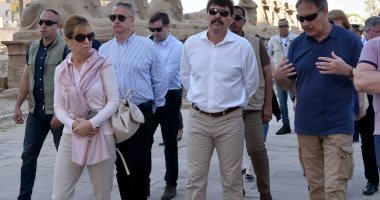 صور.. رئيس دولة المجر يغادر محافظة الأقصر بعد زيارة سياحية لمدة يومين