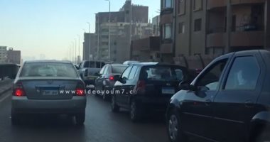 فيديو.. كثافات متحركة أعلى محور صفط اتجاه جامعة القاهرة