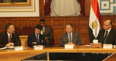 محافظ القاهرة يستقبل ممثل صندوق القروض الإيطالى للتعاون فى تطوير "شق الثعبان"