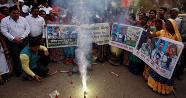 احتفالات هندية بعد قتل الشرطة لـ4 أفراد اغتصبوا طبيبة بيطرية