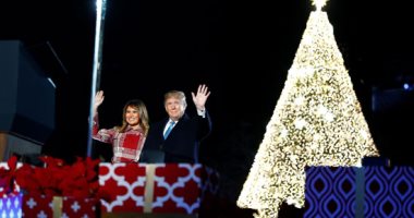 صور.. ترامب وميلانيا يشاركان فى إضاءة شجرة عيد الميلاد بواشنطن