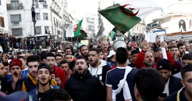 مسيرات واحتجاجات فى الجمعة الأخيرة قبل انتخابات الرئاسة بالجزائر