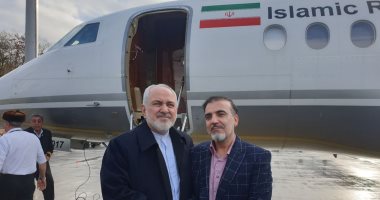 وزير خارجية إيران ينشر أول صور مع العالم المفرج عن بالولايات المتحدة