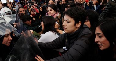 مظاهرة فى إسطنبول تضامنا مع ضحايا الإغتصاب ومعارضة العنف ضد النساء 