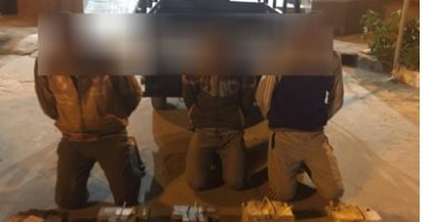 القبض على 3 متهمين بحوزتهم سلاح نارى واستروكس وبانجو فى الإسماعيلية