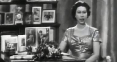 فيديو من 62 سنة.. قصة أول رسالة كريسماس تليفزيونية للملكة اليزابيث عام 1957