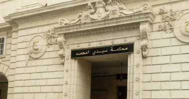 القضاء الجزائرى يرجئ إعادة محاكمة مسؤولين كبار سابقين إلى 26 فبراير الجارى