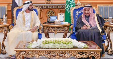 حاكم دبي ينشر جانب من مشاركته مع الملك سلمان في قمة مجلس التعاون