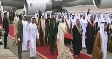 وصول الشيخ محمد بن راشد إلى مطار قاعدة الملك سلمان الجوية بالرياض