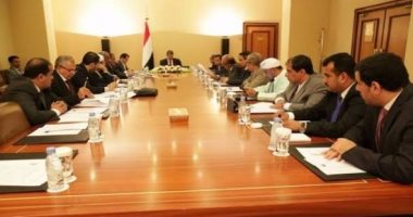 الحكومة اليمنية ترحب بالعقوبات الأمريكية على كيانات إيرانية 