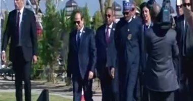 الرئيس السيسي يصل مقر انعقاد منتدى أسوان للسلام والتنمية