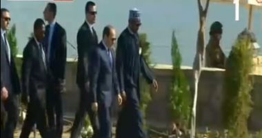 شاهد.. لحظة وصول الرئيس السيسي مقر انعقاد فعاليات منتدى أسوان للتنمية