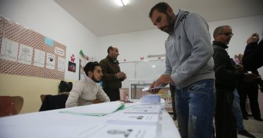 الجزائر تغلق مكاتب الاقتراع وبدء عمليات فرز الأصوات فى الانتخابات المحلية
