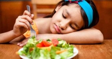 نصائح لتحسين النظام الغذائي لطفلك.. احرصى على الدهون الصحية وحمض الفوليك