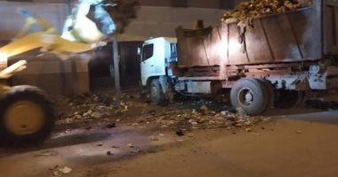 رئيس مدينة بلبيس: إغلاق فتحات طريق الزقازيق ووضع حواجز للحد من الحوادث.. صور