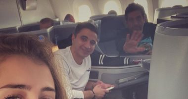 حسن الرداد وعائشة بن أحمد فى الطائرة إلى باريس من أجل "توأم روحى" 