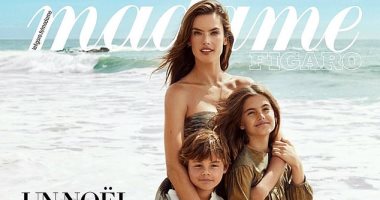اليساندرا أمبروسيو تتألق بالذهبى مع طفليها على غلاف مجلة مدام فيجارو