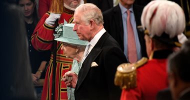 الملكة اليزابيث تصل مقر البرلمان البريطانى لافتتاح دورته الجديدة
