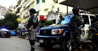 فيديو.. انتشار قوات الشرطة فى ربوع البلاد لتأمين احتفالات رأس السنة