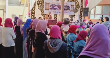 تكريم مدرسة المنوات الثانوية لـ 70 طالبة من حفظة القرآن الكريم ..صور وفيديو