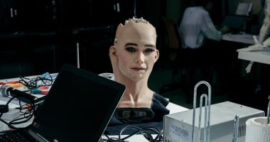الروبوت صوفيا: مثل البشر تماما أتغير ببطء مع مرور الوقت