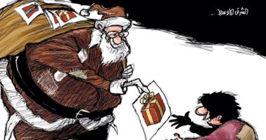 كاريكاتير صحيفة سعودية.. بابا نويل لا يمتلك هدايا لإعطائها للأطفال 