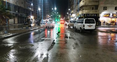 "المرور " يحذر من القيادة السريعة على الطرق أثناء سقوط الأمطار  