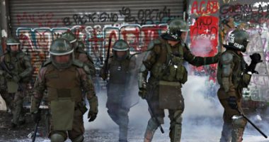 استمرار أعمال العنف والشغب بين قوات الأمن والمتظاهرين فى تشيلى