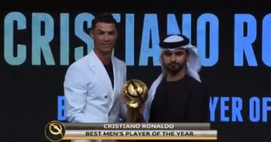 رونالدو يتوج بجائزة جلوب سوكر لأفضل لاعب في العالم وكلوب أحسن مدرب
