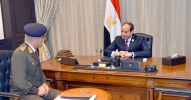 وزير الدفاع مهنئا الرئيس بالعام الجديد: عازمون فى الدفاع عن مصر أرضاً وشعباً