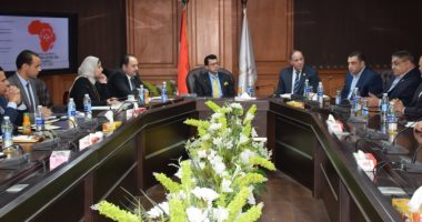وزير الرياضة يناقش استعدادات استضافة مصر لأول ألعاب أفريقية للأولمبياد الخاص