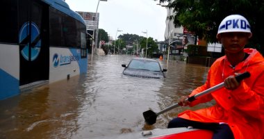 ارتفاع عدد ضحايا الفيضانات فى إندونيسيا إلى 9 قتلى