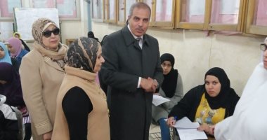 صور.. رئيس جامعة الأزهر يتفقد لجان امتحانات كليات البنات بمدينة نصر