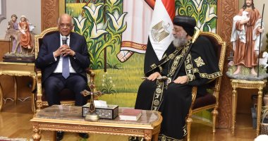صور.. رئيس البرلمان من الكاتدرائية: مصر ستظل مصدراً للخير والنور للمنطقة